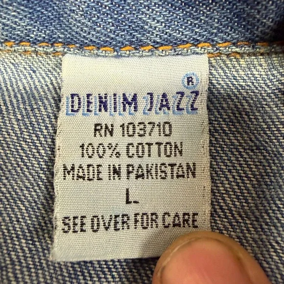 Denim Jazz Embroidered Floral Jean Jacket Shirt Button Front Women's‎ L VTG - Picture 8 of 10